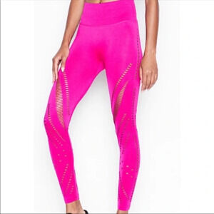 NWT Victoria’s Secret Sport Seamless Tight Size L